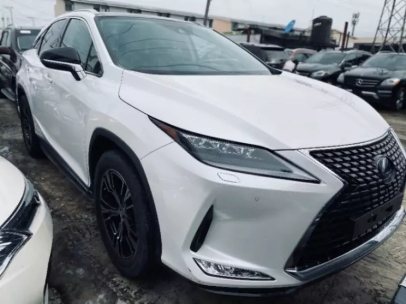 Lexus RX 450h   - 2022