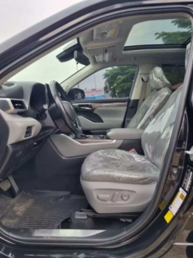 TOYOTA Highlander - 2020