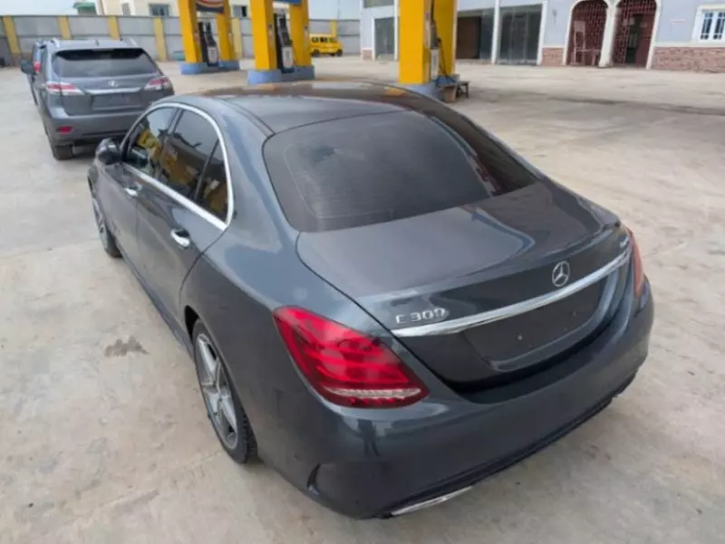 Mercedes-Benz C 300   - 2016
