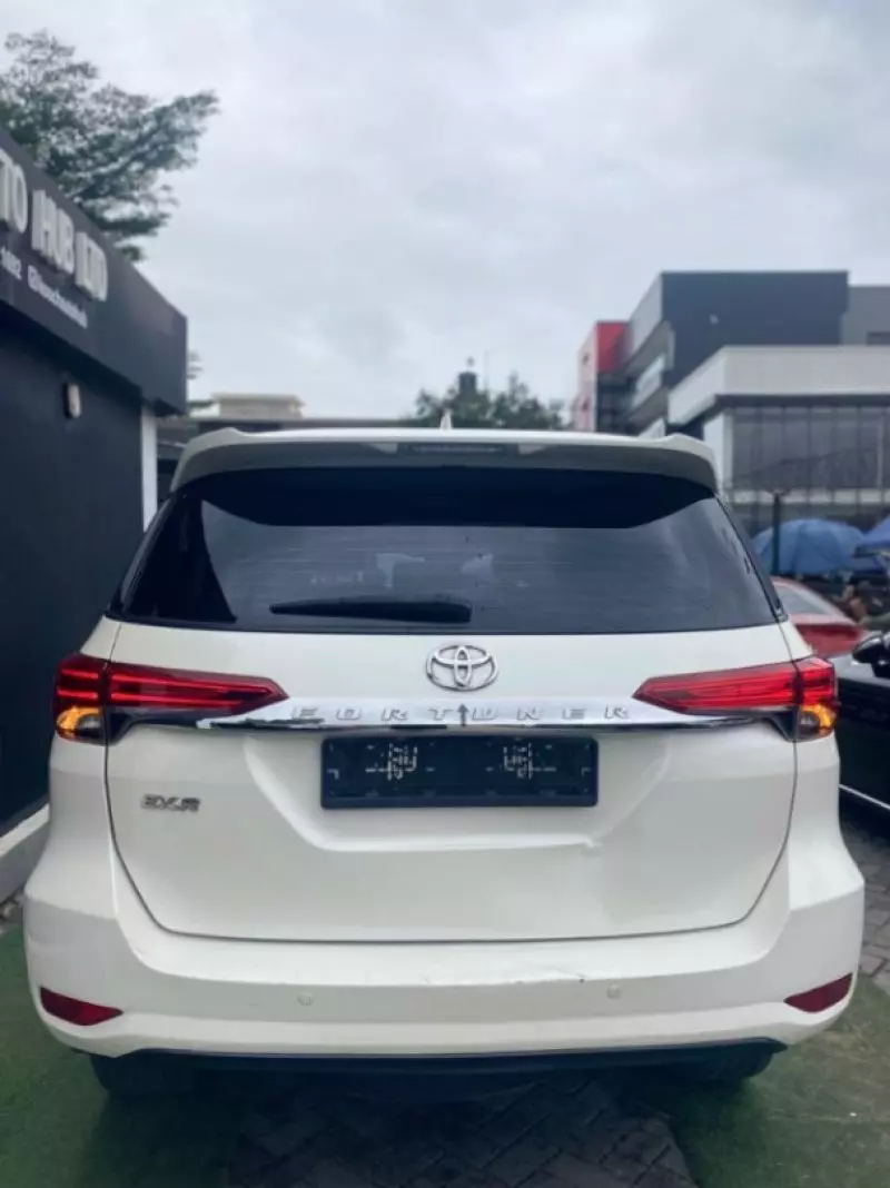 Toyota Fortuner   - 2018