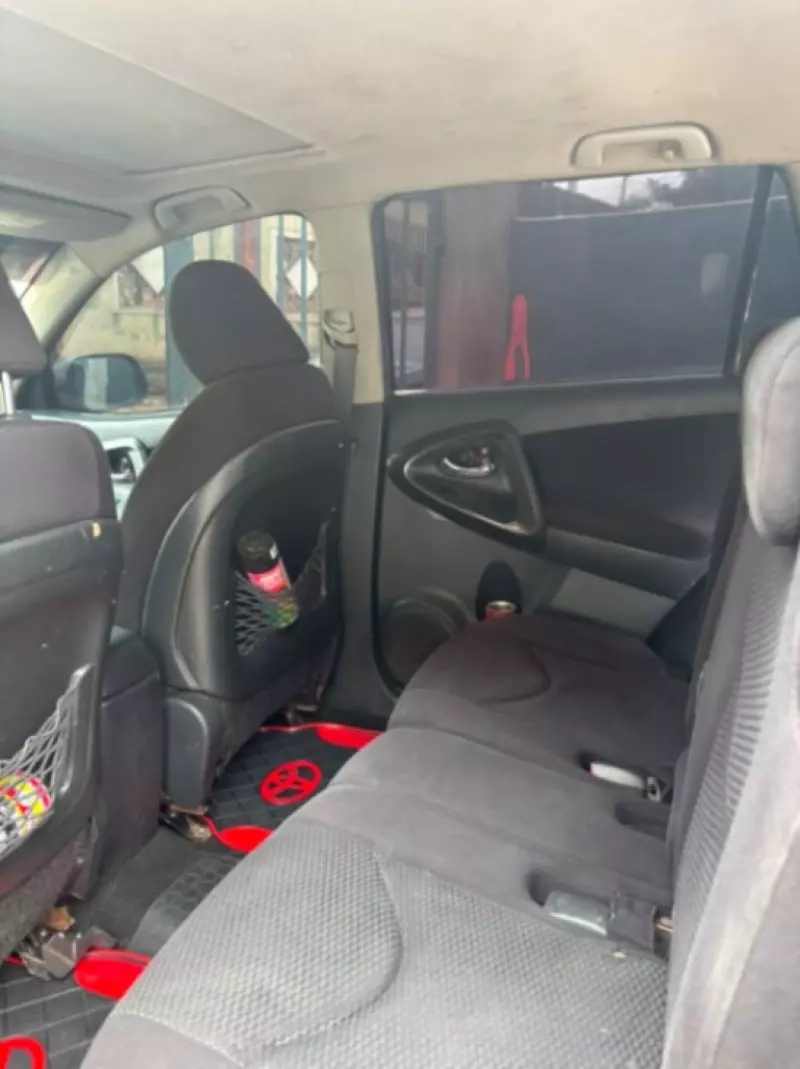 TOYOTA RAV 4   - 2009