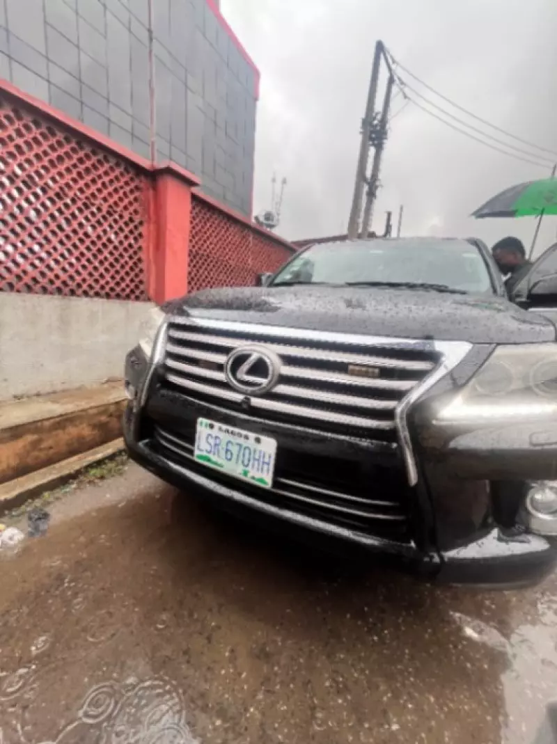 Lexus LX 570   - 2014