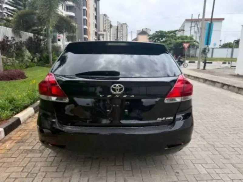 TOYOTA Venza   - 2013