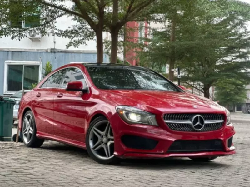 Mercedes-Benz CLA 250   - 2014