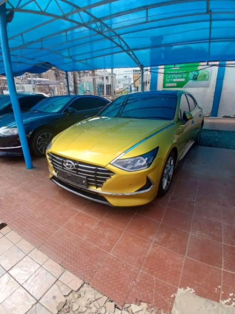 Hyundai Sonata   - 2020