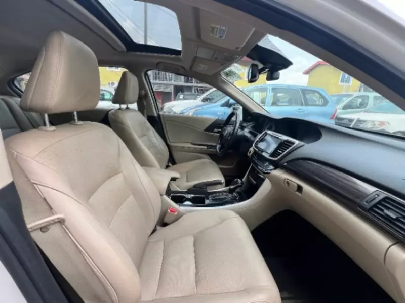 Honda Accord - 2016