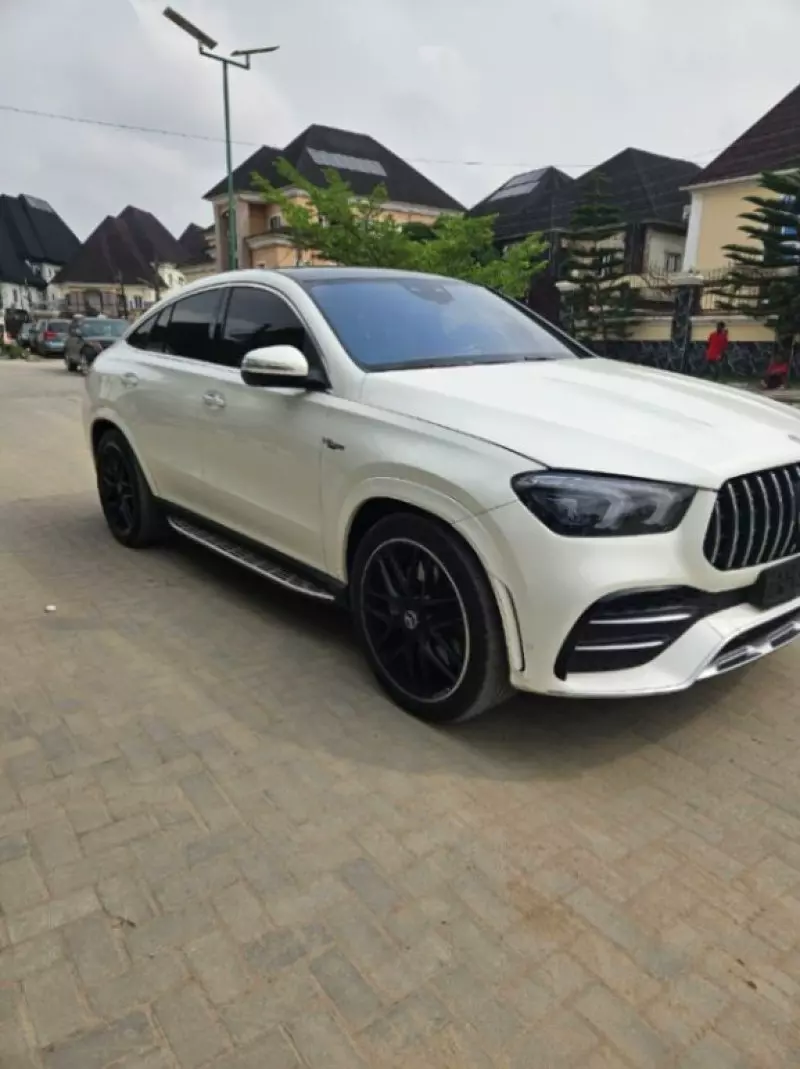 Mercedes-Benz GLE 53 AMG   - 2021