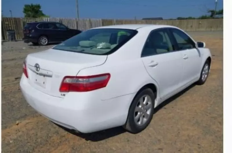 Toyota Camry   - 2007