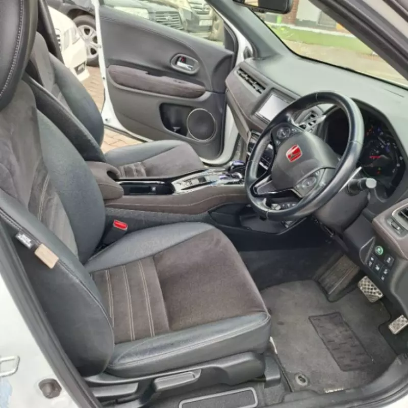 Honda Vezel Hybrid   - 2018