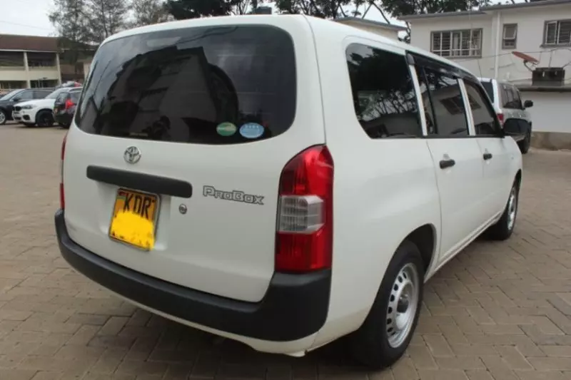 Toyota Probox    - 2017