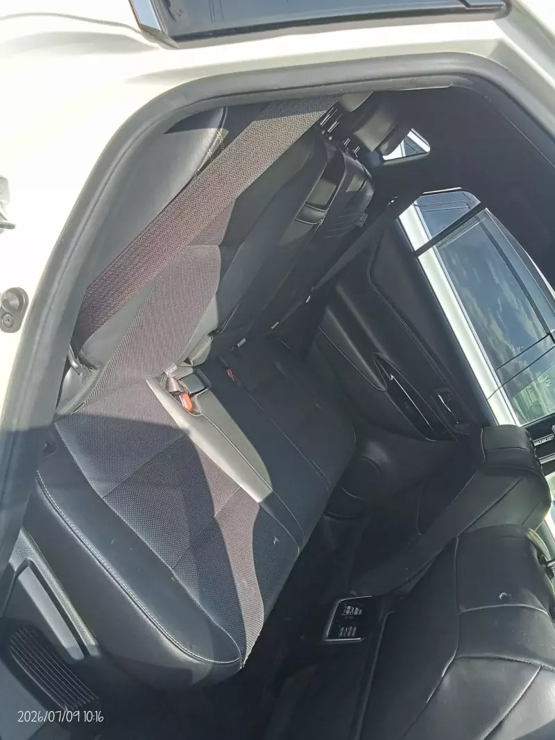 TOYOTA Harrier hybrid    - 2018