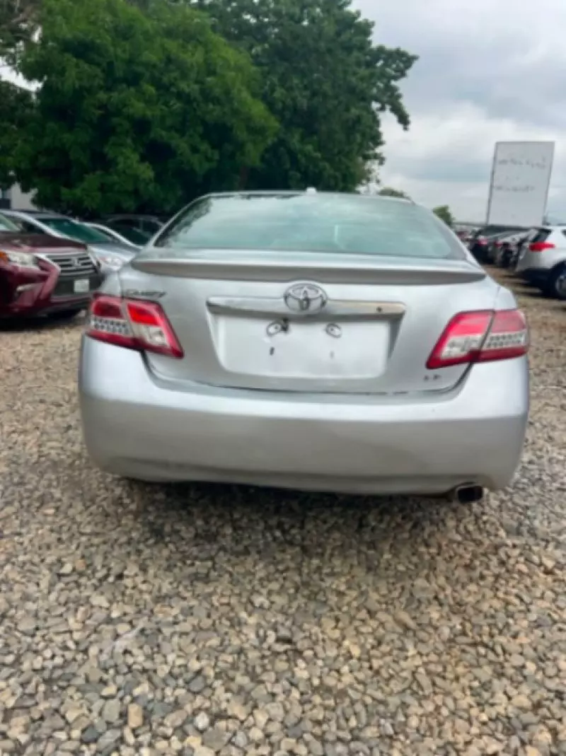 TOYOTA Camry   - 2011