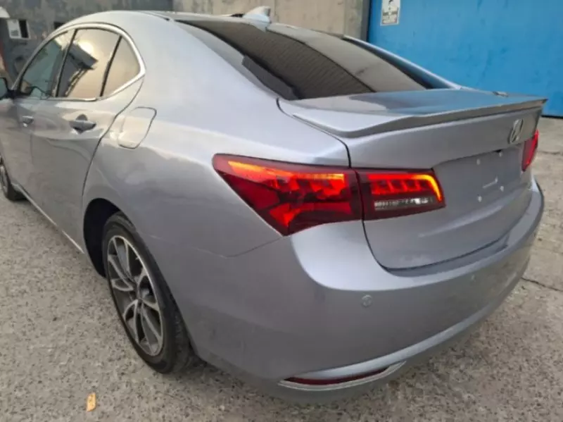 Acura TLX - 2015