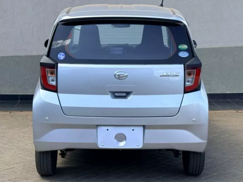 Daihatsu Mira    - 2018