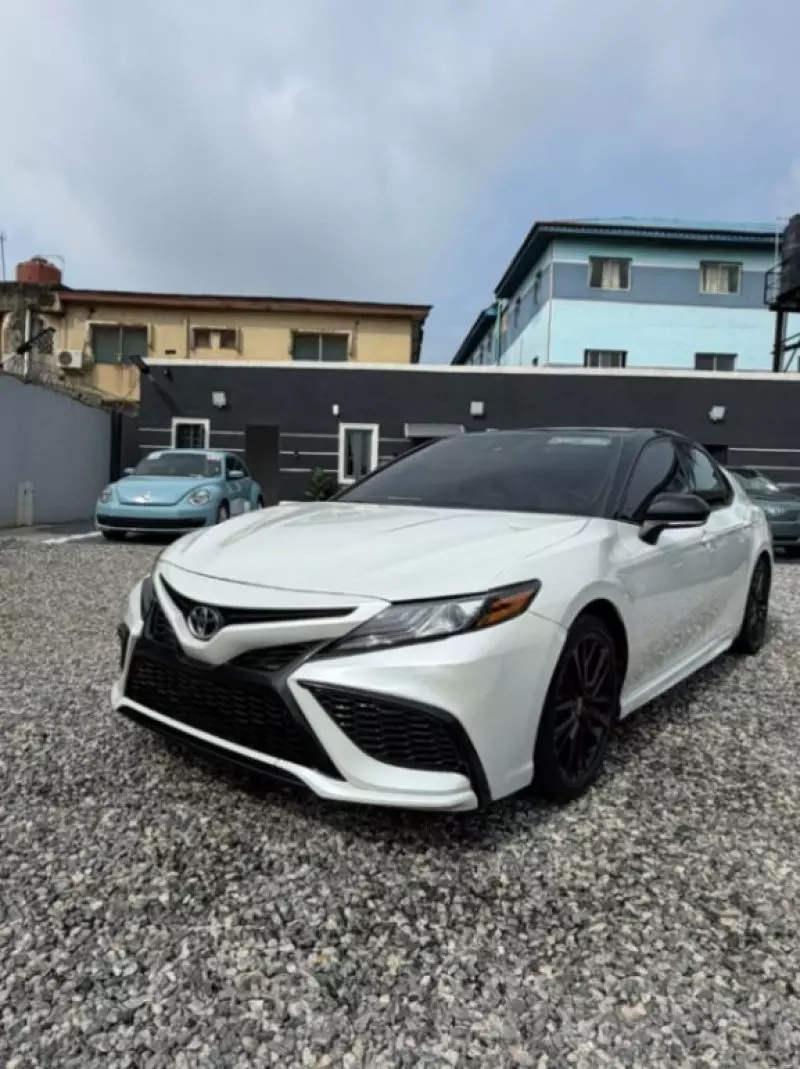 TOYOTA Camry   - 2022
