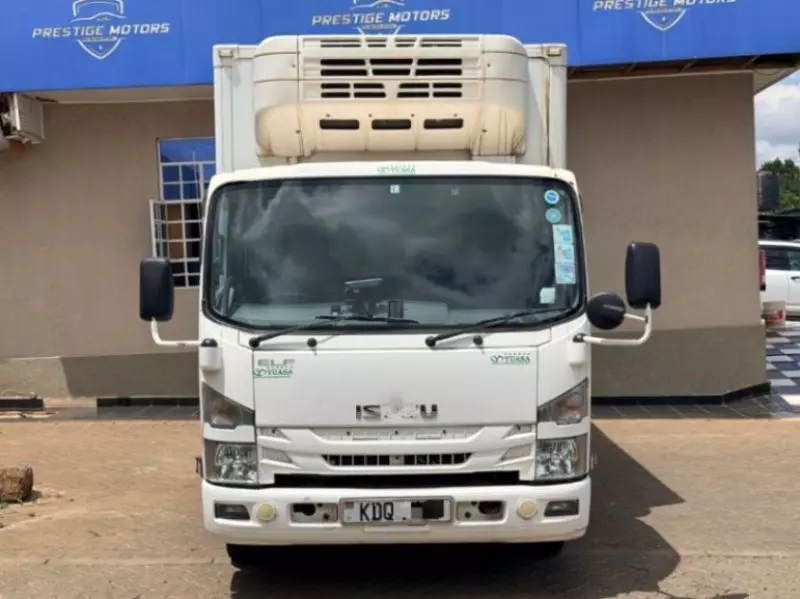 Isuzu Elf   - 2016