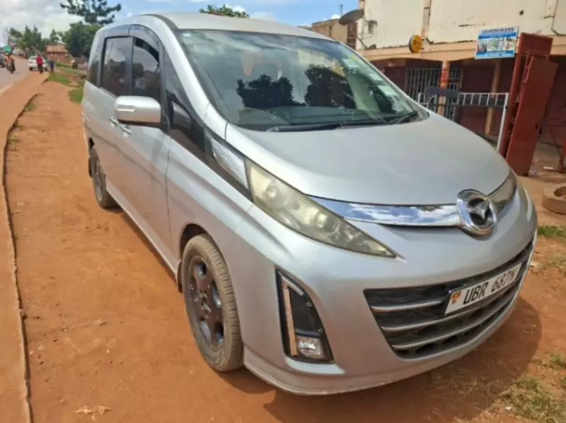 Mazda Biante - 2010