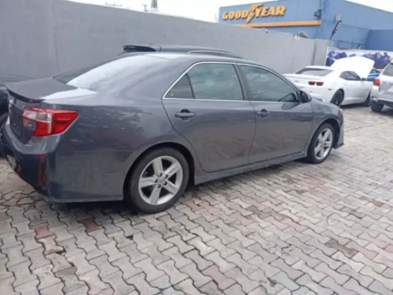 TOYOTA Camry   - 2015