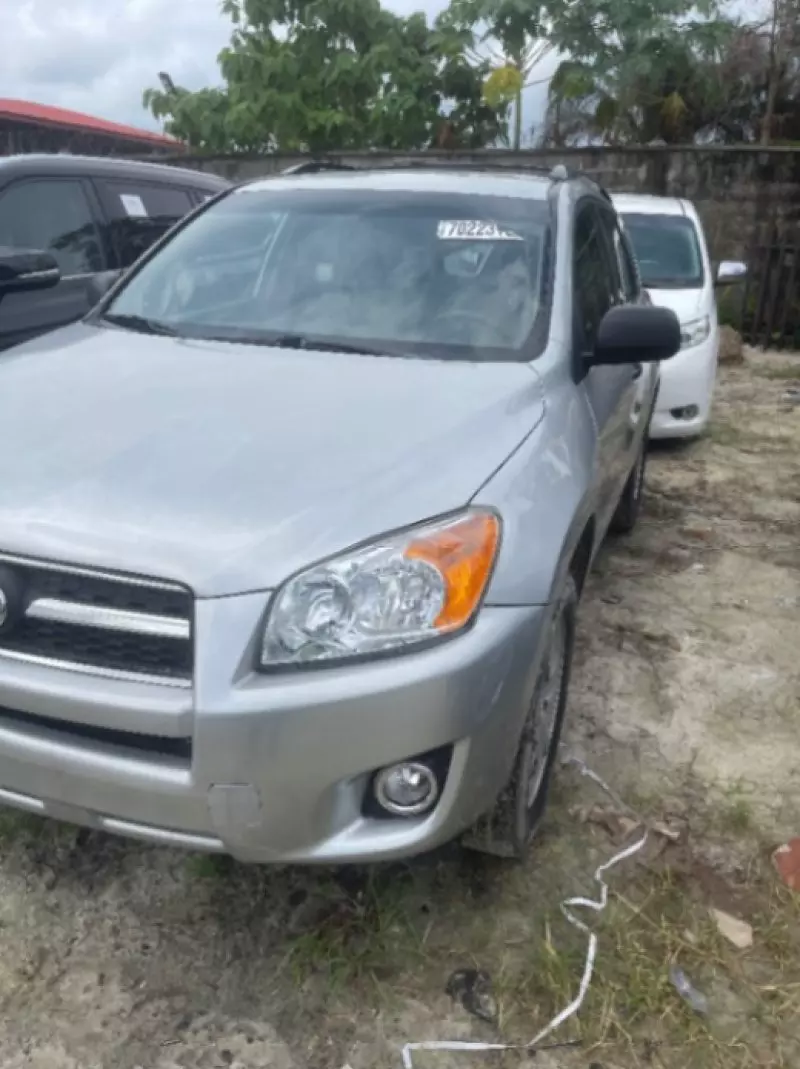 TOYOTA RAV 4   - 2012