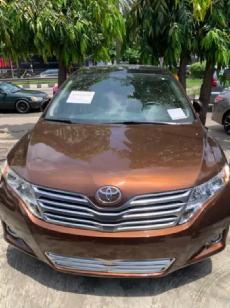 TOYOTA Venza - 2011