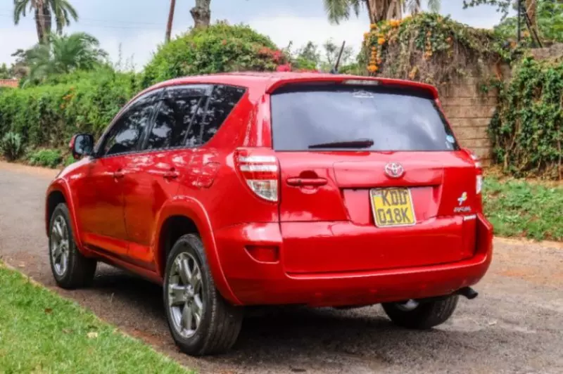 Toyota RAV 4   - 2015