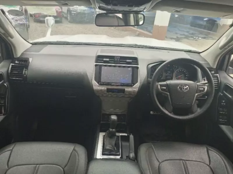 TOYOTA Landcruiser Prado   - 2019