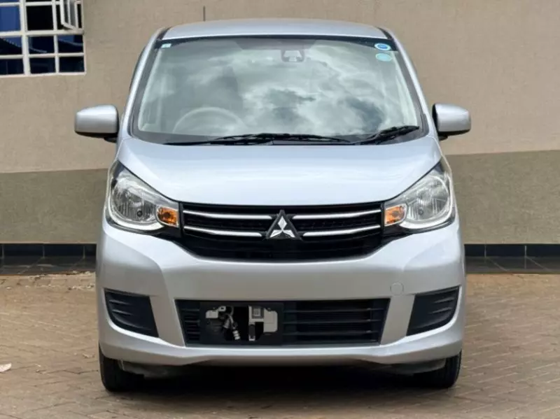 Mitsubishi ek custom - 2018