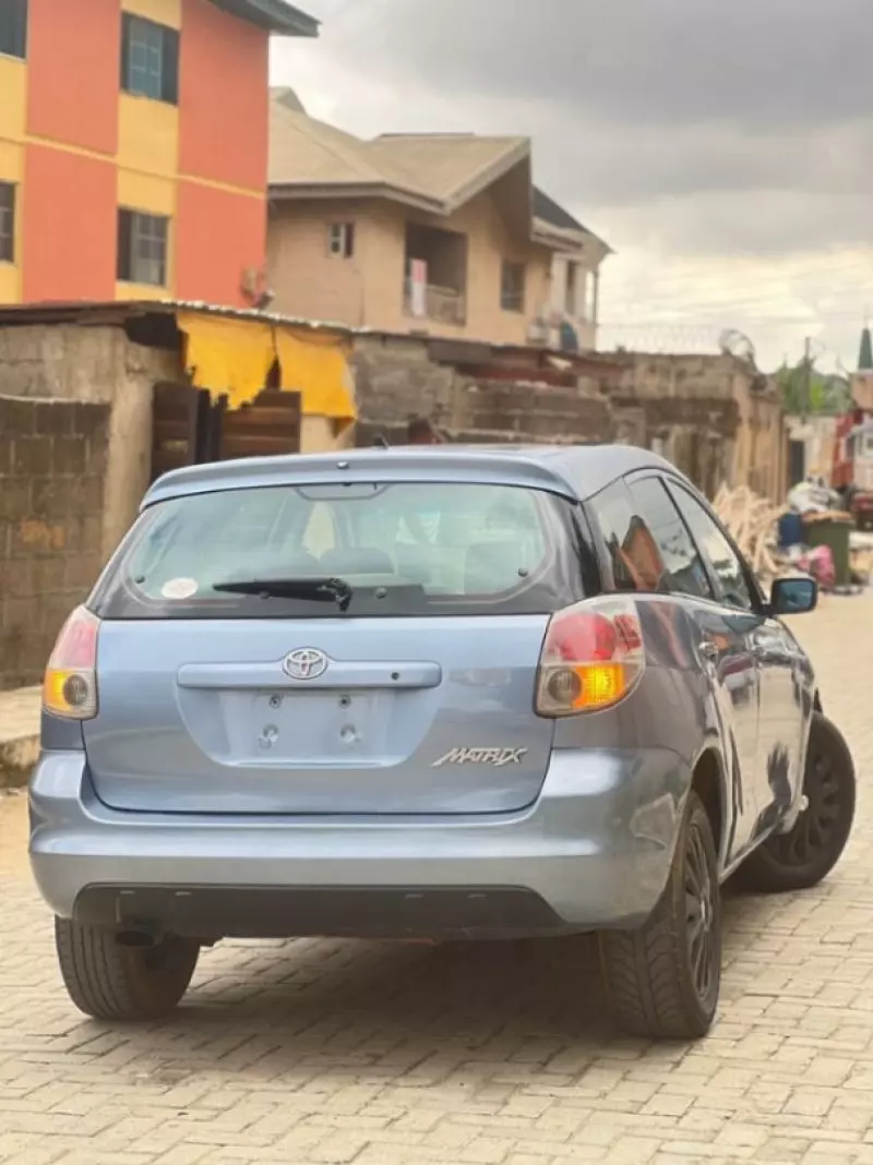 Toyota Corolla Matrix   - 2006