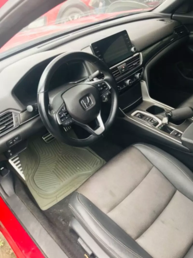 Honda Accord   - 2020