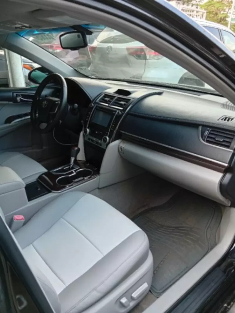 TOYOTA Camry   - 2012