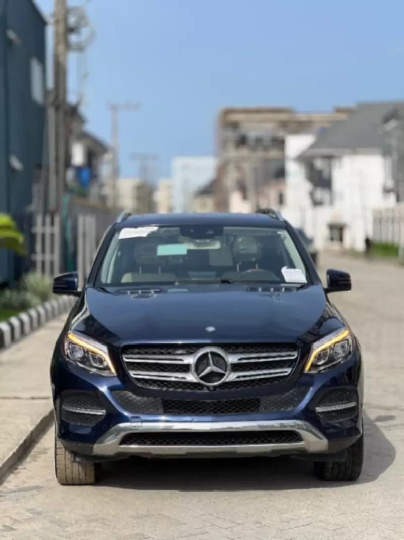 Mercedes-Benz GLE-Class   - 2016