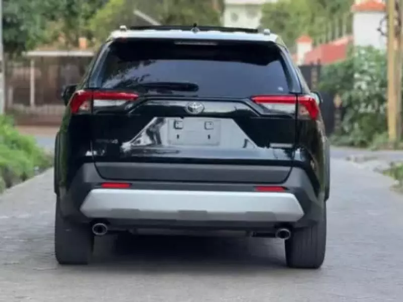 Toyota RAV 4   - 2019