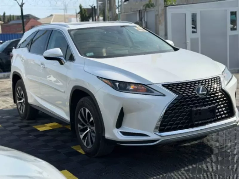 Lexus RX   - 2021