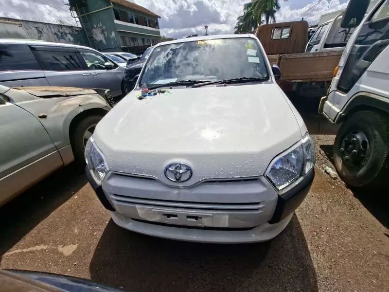 Toyota Probox    - 2018