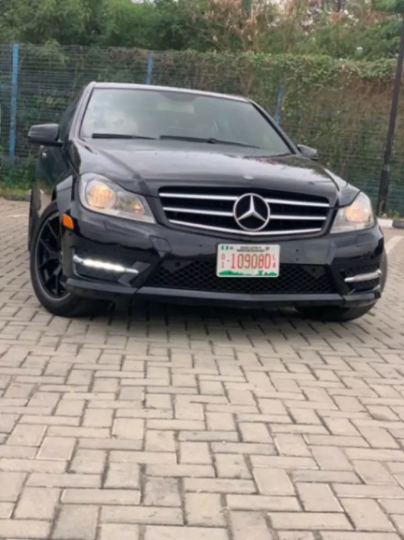 Mercedes-Benz C-Class   - 2011