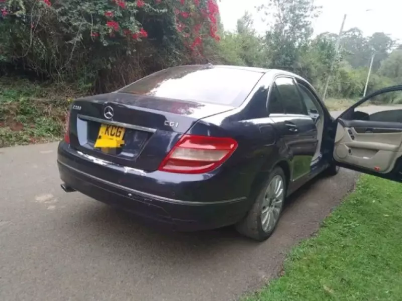 Mercedes-Benz C 200   - 2010