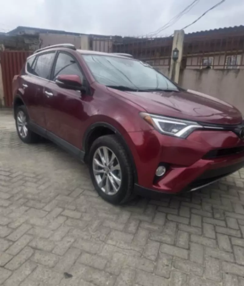TOYOTA RAV4   - 2018