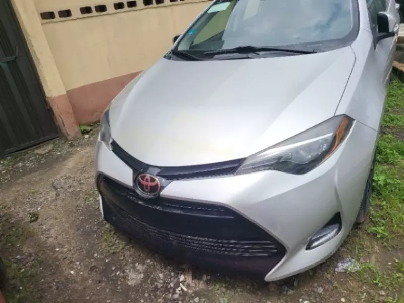 Toyota Corolla   - 2019