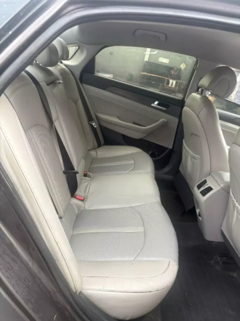 Hyundai Sonata   - 2016
