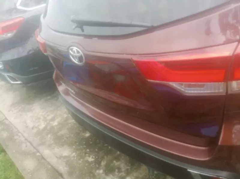 Toyota Highlander   - 2018