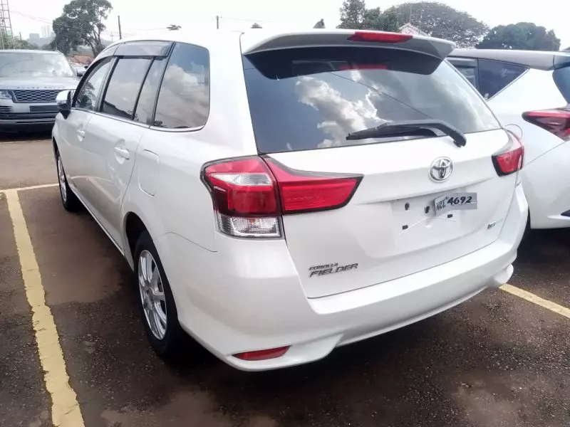 Toyota Fielder - 2015