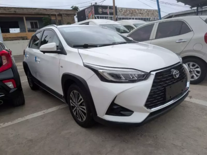 TOYOTA Yaris   - 2022