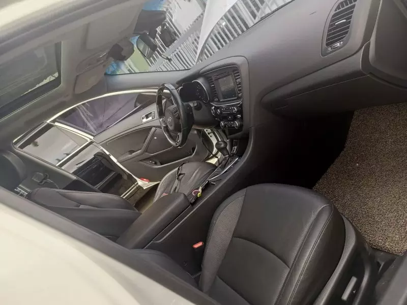 KIA K5   - 2015