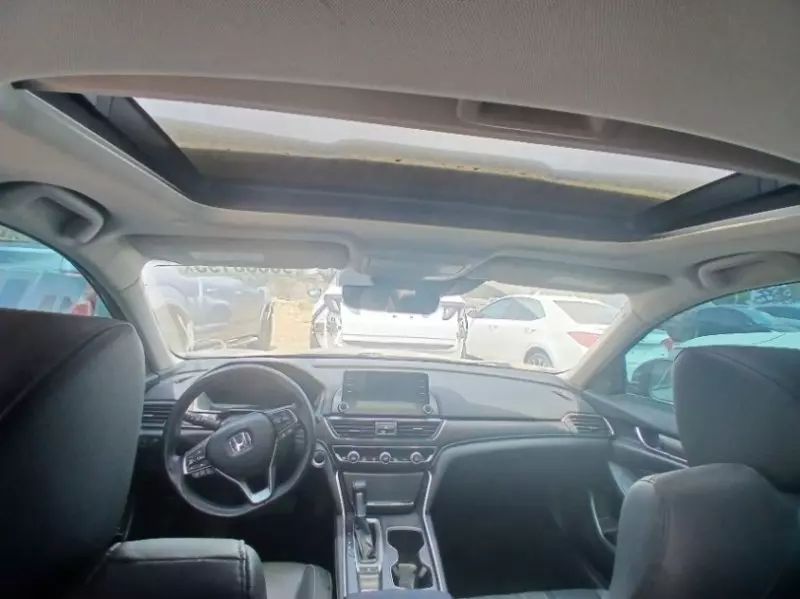 Honda Accord   - 2019