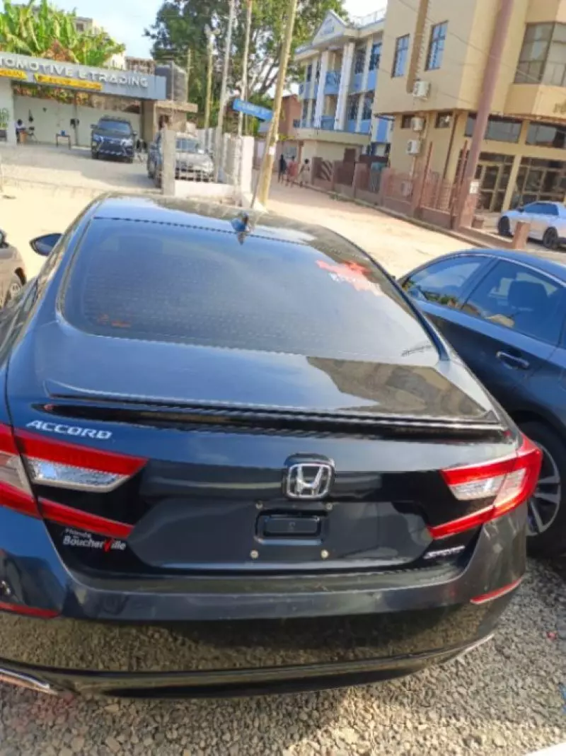 Honda Accord   - 2022