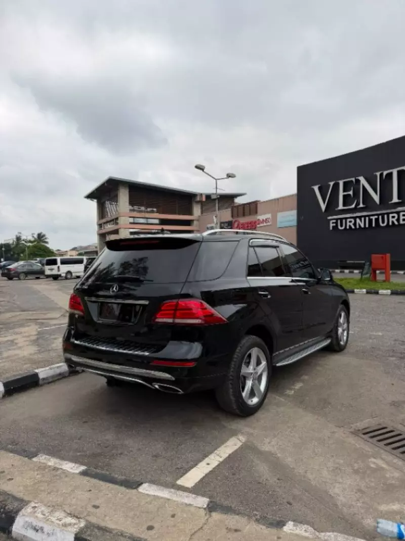Mercedes-Benz GLE 350   - 2017