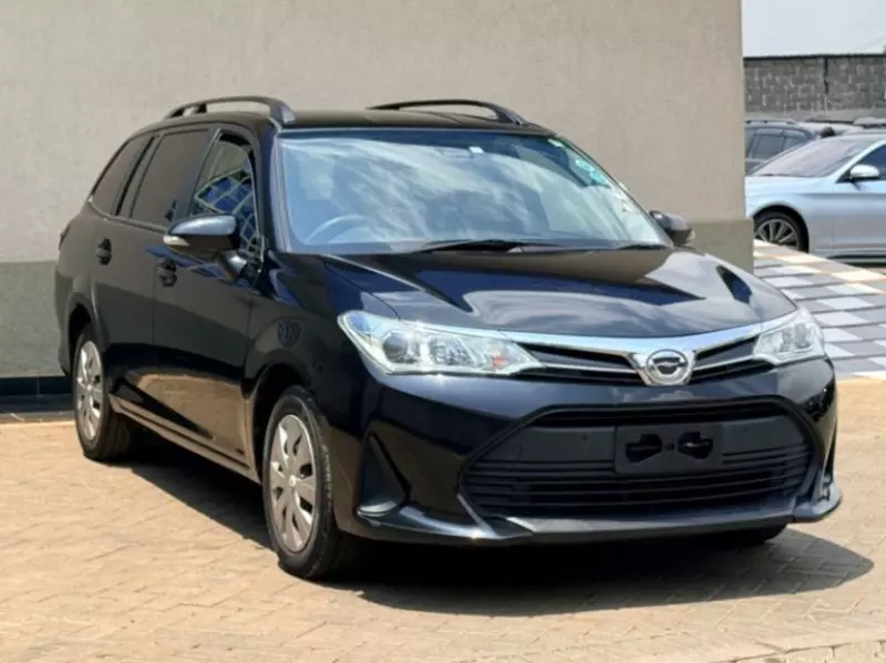Toyota Fielder    - 2018