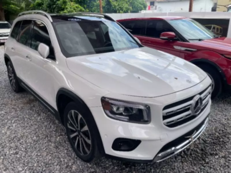 Mercedes-Benz GLB 250   - 2020