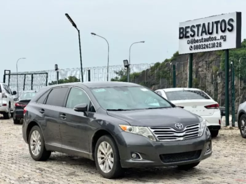 TOYOTA Venza   - 2014