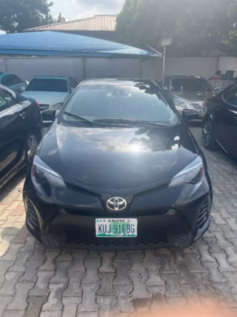 Toyota Corolla   - 2017